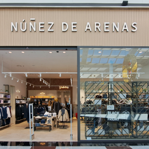 NÚÑEZ DE ARENAS LLEGA A NEVADA SHOPPING